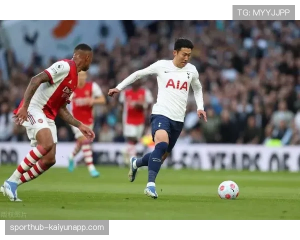 爱德华开场闪击破门 朗斯前锋速度优势改变比赛走势